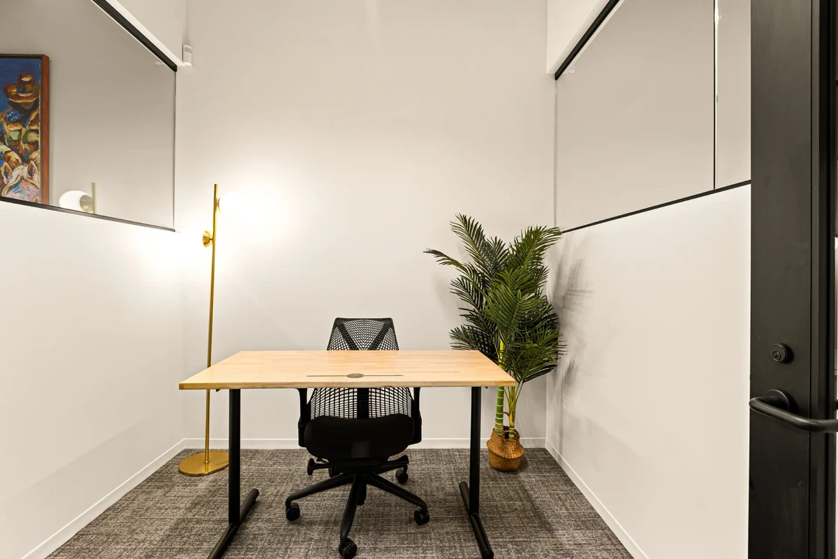 Industrious - Office Space, photo 5