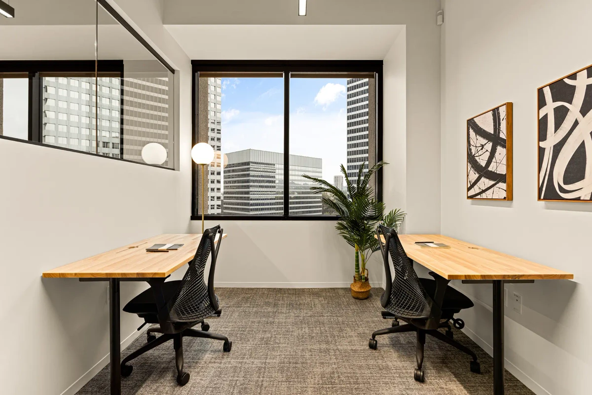 Industrious - Office Space, photo 6
